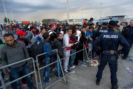 Illegális bevándorlás - Embercsempészeket ítélt el a Szombathelyi Törvényszék