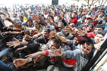 Illegális bevándorlás - Börtönt kér a migránsokat sanyargató embercsempészre az ügyészség